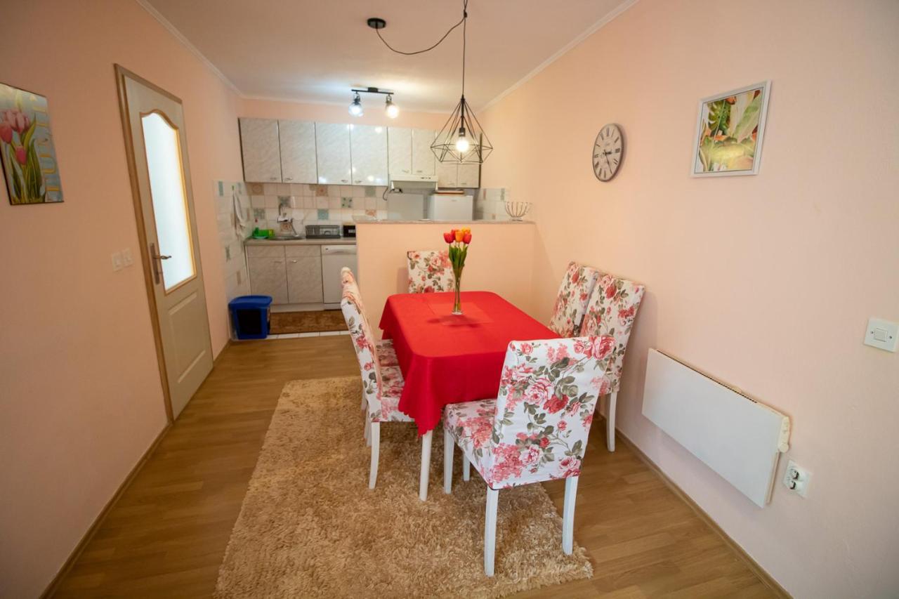 Appartement Butterfly à Mostar Extérieur photo